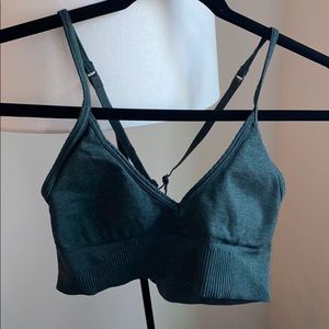 Lululemon Ebb to Street Bra, Size 4, Hunter Green